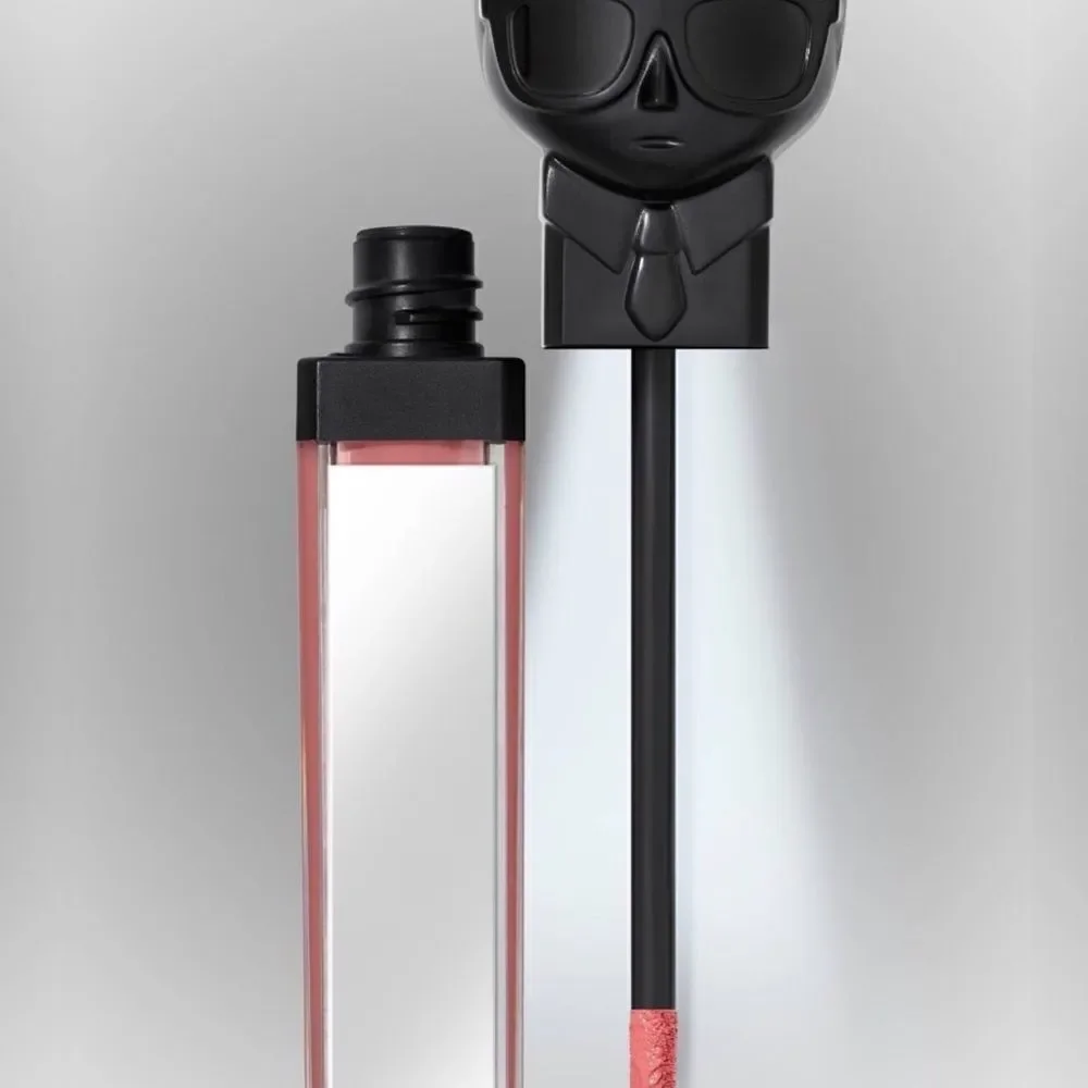 Karl Lagerfeld + ModelCo Matte Lipstick Paris 7eme